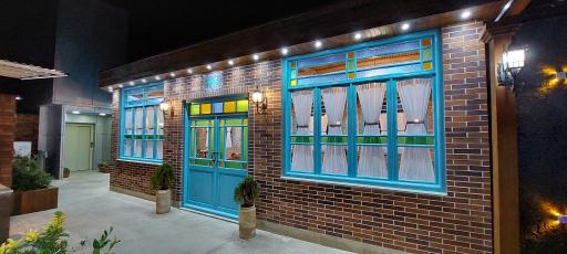 عکس رستوران صداقت