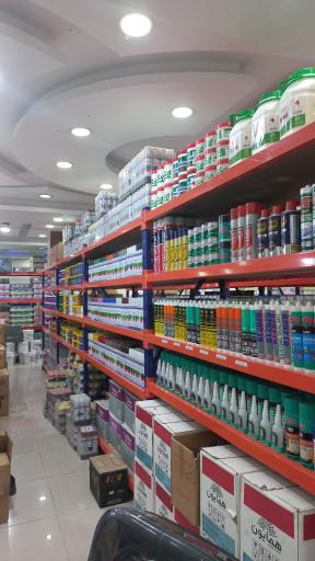 عکس فروشگاه رنگ و چسب و ابزار زاهدی
