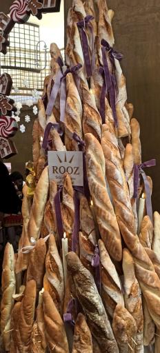 نان و شیرینی جیران