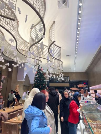 عکس نان و شیرینی جیران