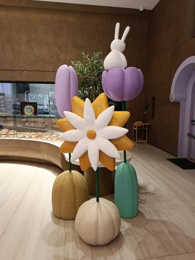 عکس نان و شیرینی جیران