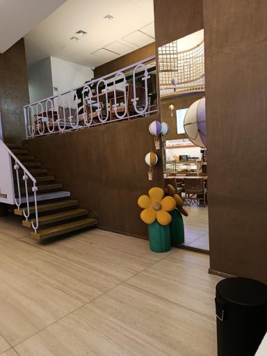 عکس نان و شیرینی جیران