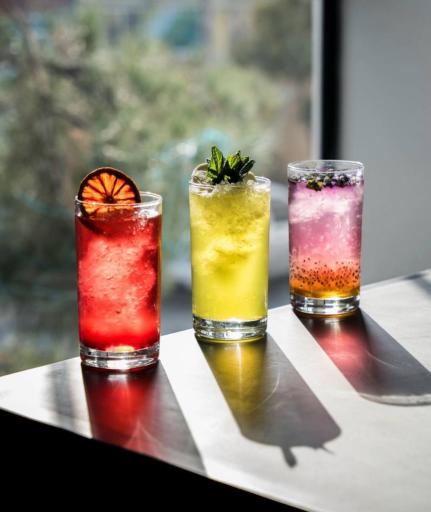 عکس کافی شاپ وین