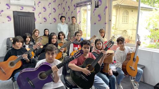 عکس آموزشگاه موسیقی آوای پویا 