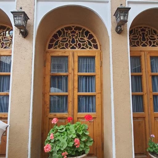 عکس هتل سنتی عمارت طاوسیه