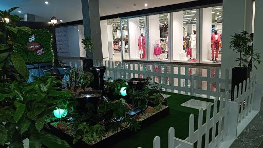 عکس فروشگاه روماک