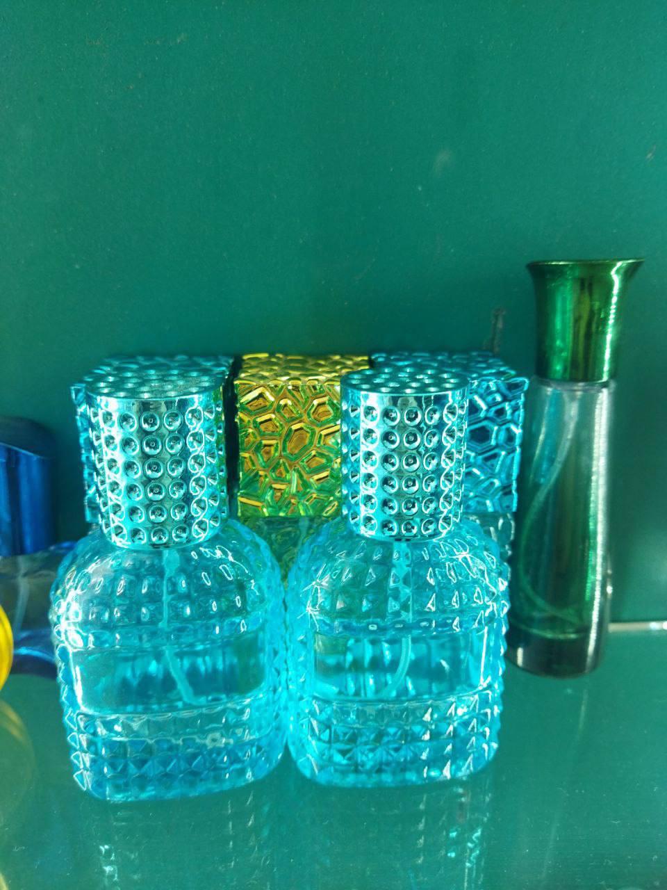 عکس عطر امینی