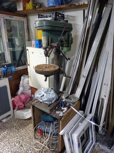 عکس تولیدی درب و پنجره upvc نماشون