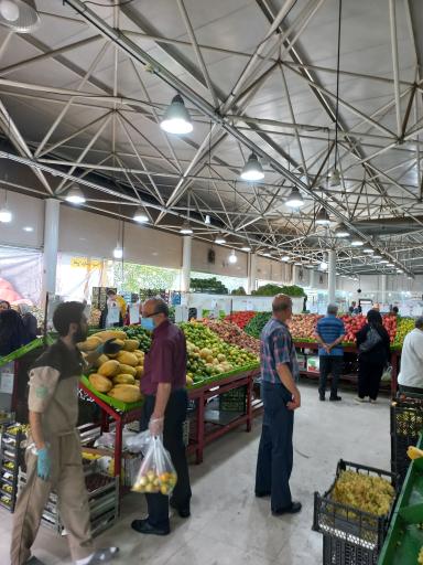 عکس بازار میوه و تره بار پونک