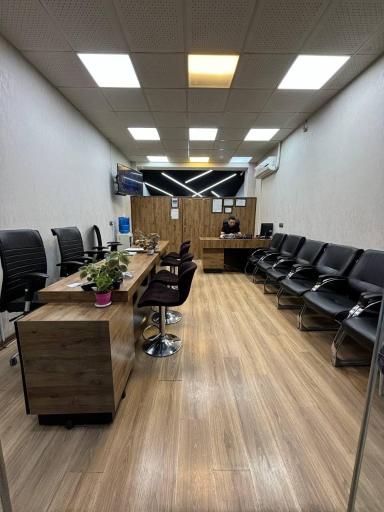 عکس مشاور املاک پلاک ۷