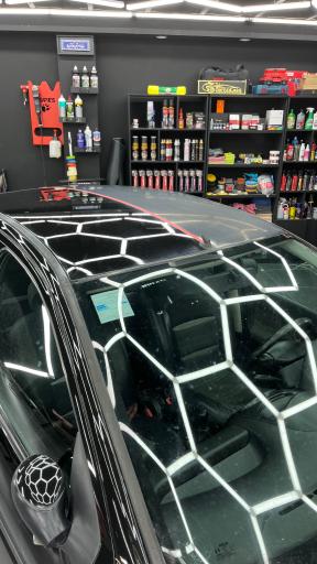 عکس مرکز دیتیلینگ اچ ام