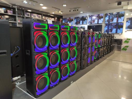 عکس مرکز خرید بزرگ سرای اسکندری