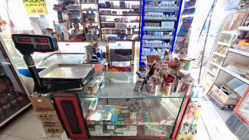 عکس سوپرمارکت عدالت