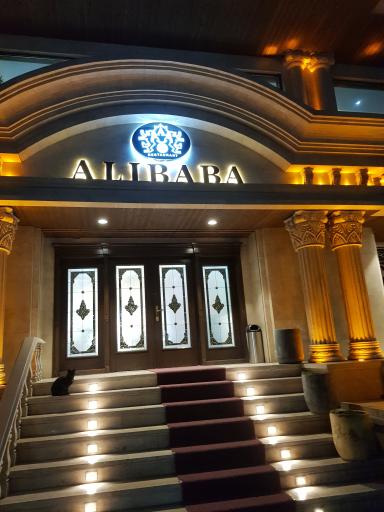 عکس رستوران علی بابا