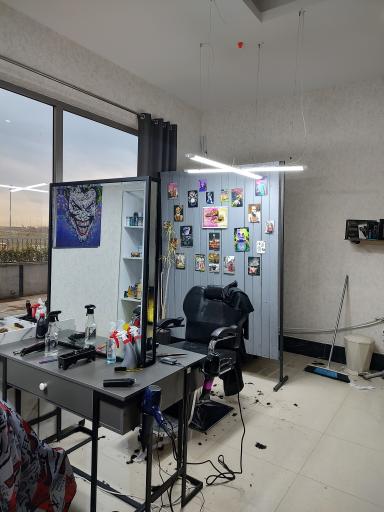 عکس پیرایشگاه مردانه V/H Style 