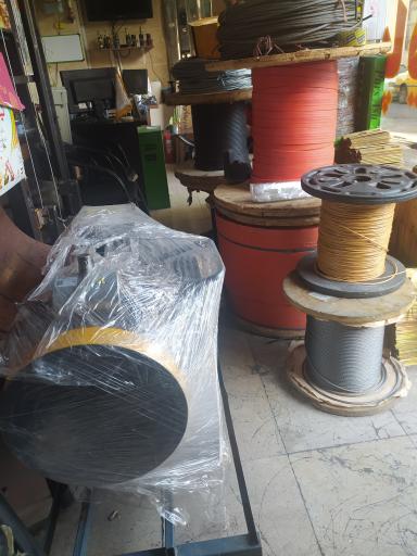 عکس فروشگاه لوازم آسانسور پایدار