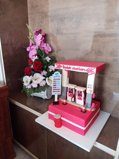 عکس پمپ بنزین فدک