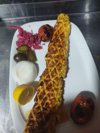 عکس رستوران سنتی وحشی بافقی