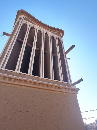 عکس رستوران سنتی وحشی بافقی