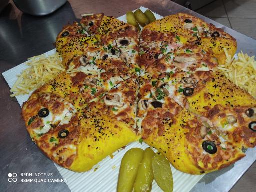 عکس رستوران سنتی وحشی بافقی