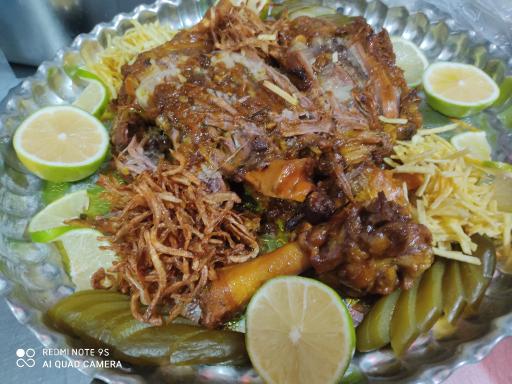 عکس رستوران سنتی وحشی بافقی