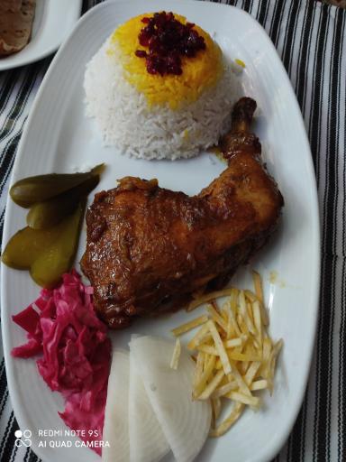 عکس رستوران سنتی وحشی بافقی