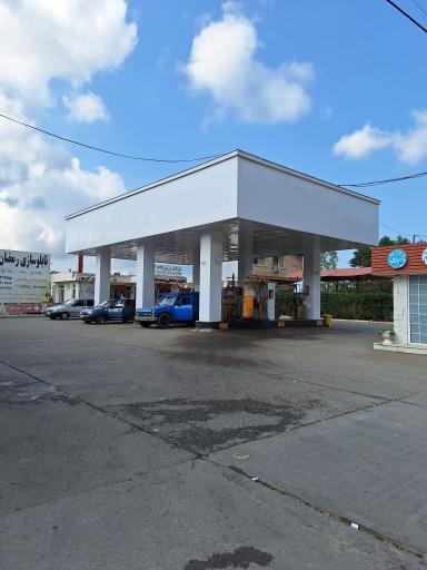 عکس پمپ بنزین زکی پور