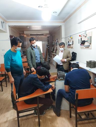 عکس آموزشگاه‌ مبتکران‌ صنعت‌ ورامین