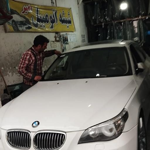 عکس شیشه اتومبیل امیر