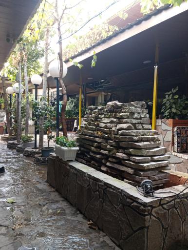 عکس باغ رستوران مزرعه