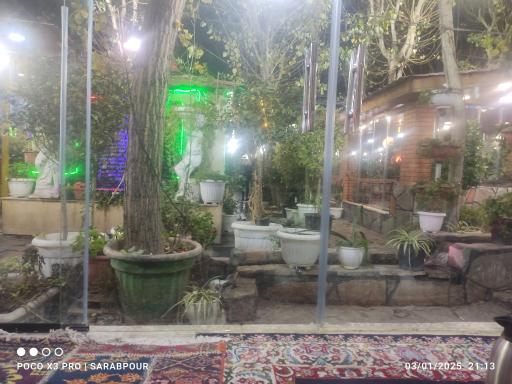 عکس باغ رستوران مزرعه