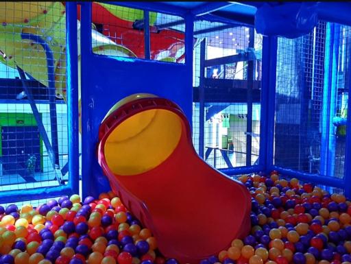 شهربازی سرپوشیده آترینا