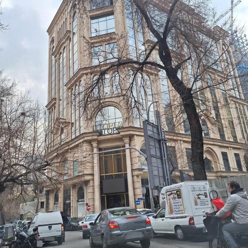 عکس مرکز خرید یوتوپیا