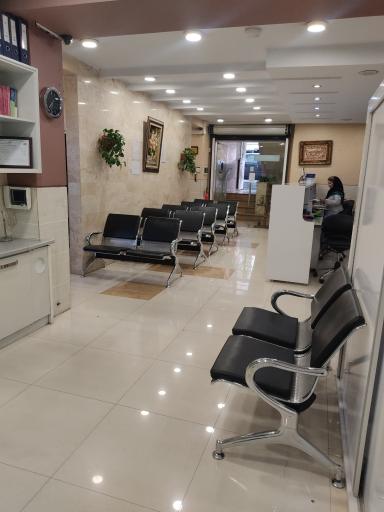 عکس آزمایشگاه تشخیص پزشکی نامدار