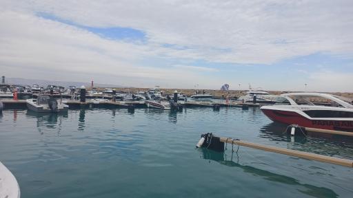 عکس اسکله مکین دریا