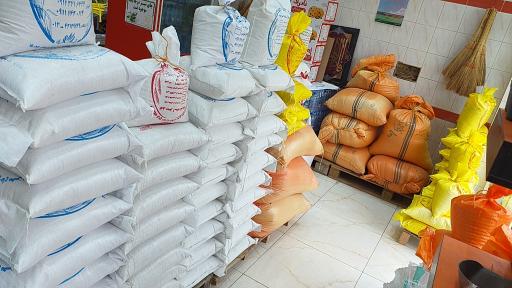 عکس برنج فروشی حاج محسن پرگر