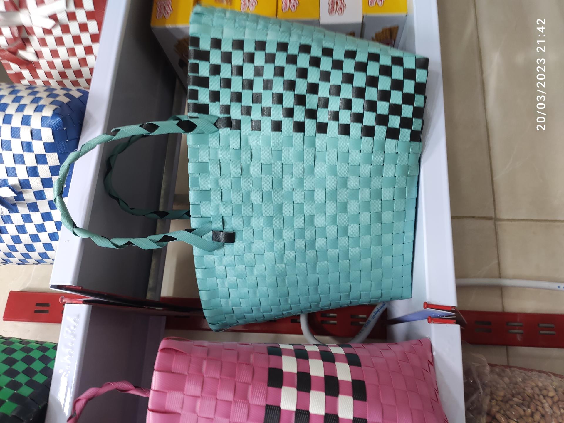 عکس برنج فروشی حاج محسن پرگر