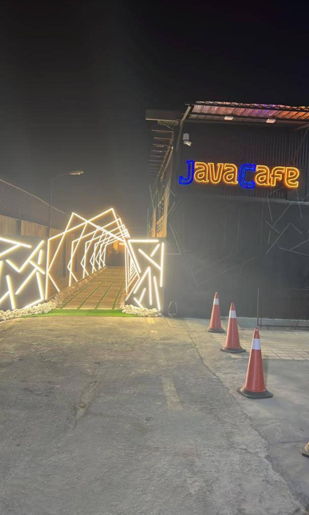 عکس کافه رستوران جاوا