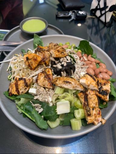 عکس کافه سالادیه