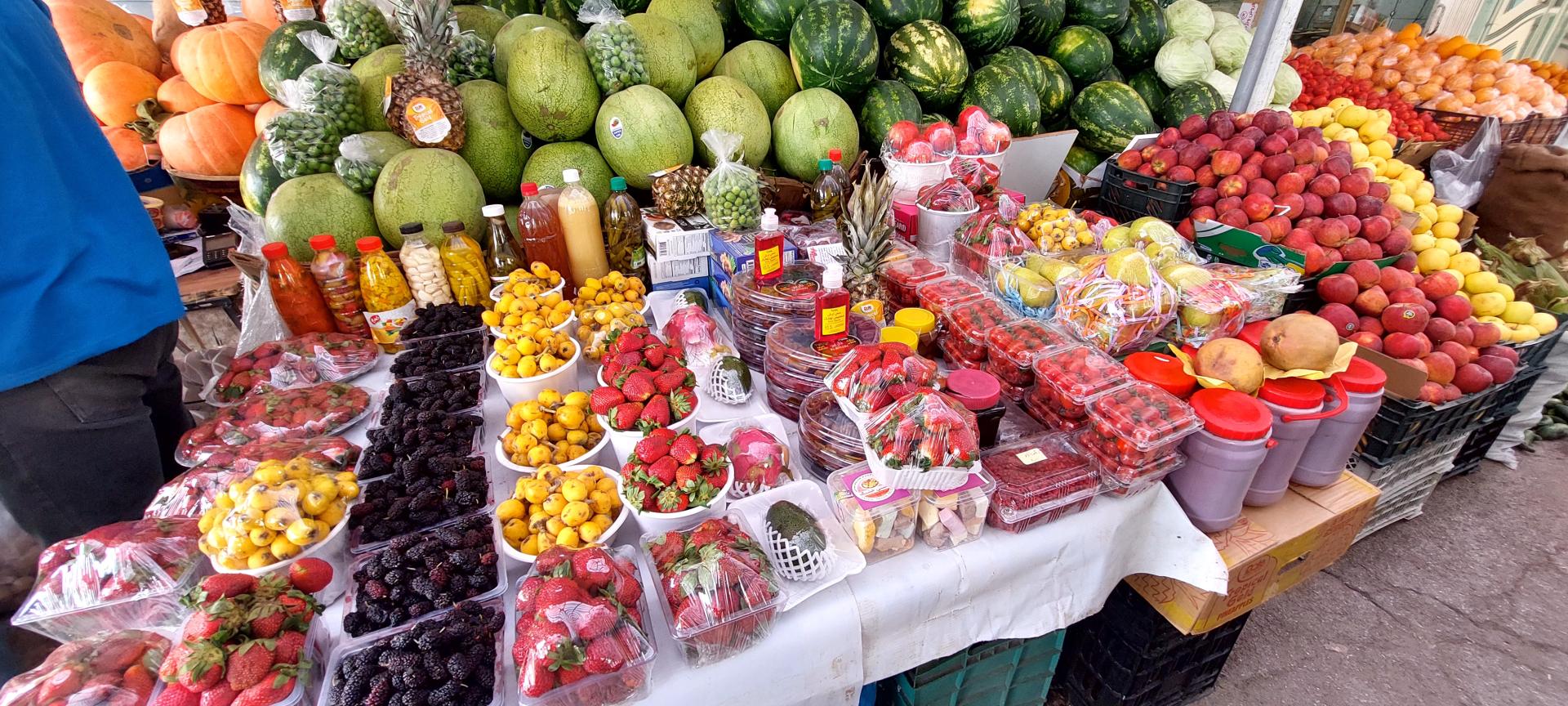 عکس میوه فروشی شیراوند