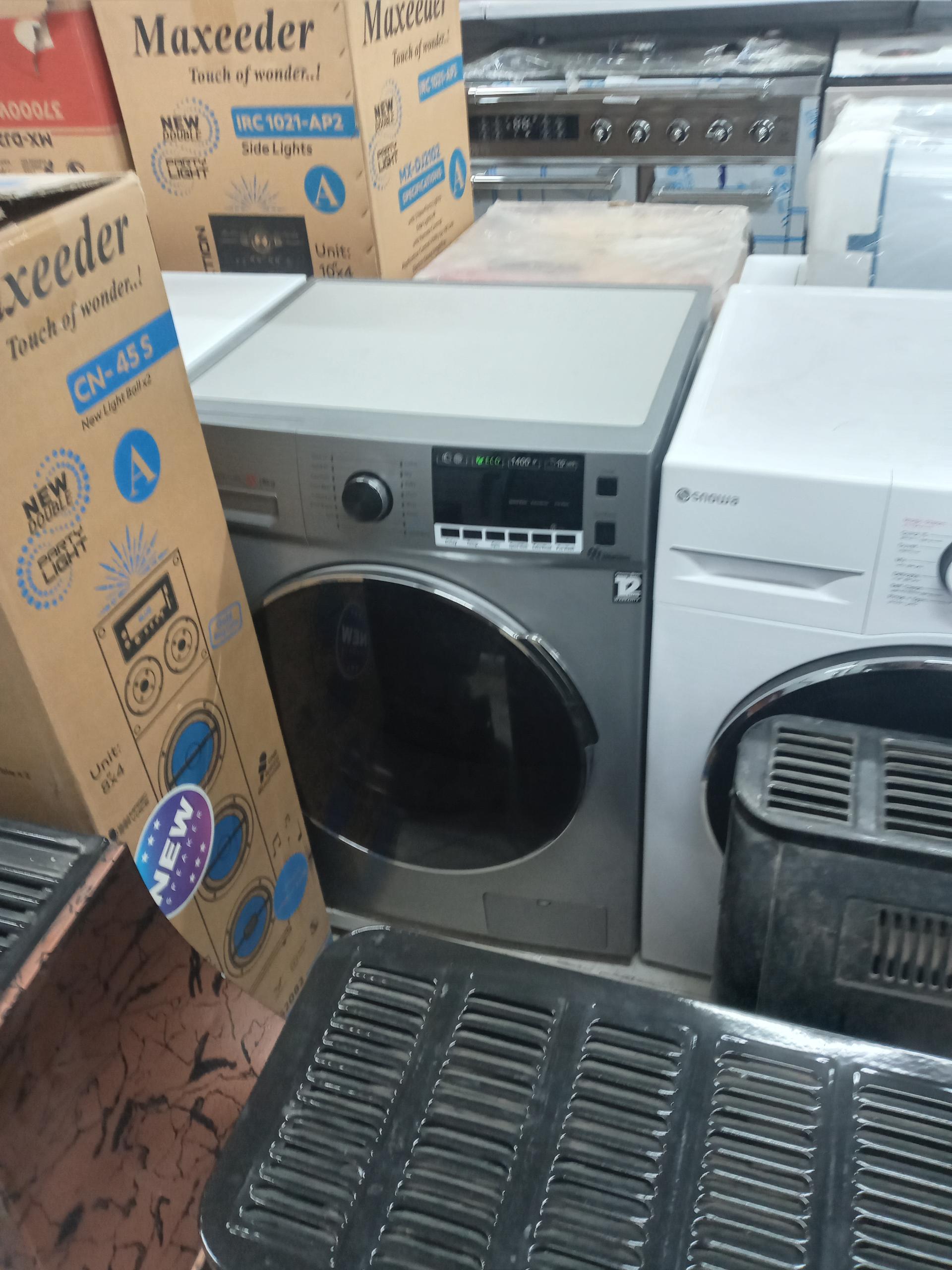 عکس نمایندگی هیمالیا دیپوینت و پاکشوما  پورخسروانی