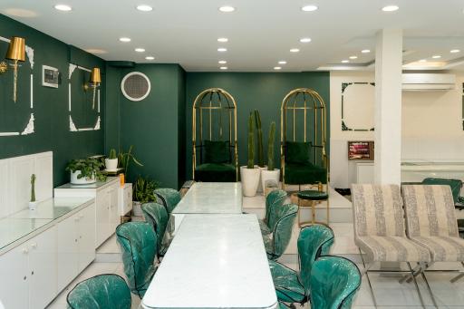 عکس سالن زیبایی گل رز