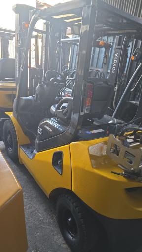 عکس لیفتراک کاران مهندس زارع