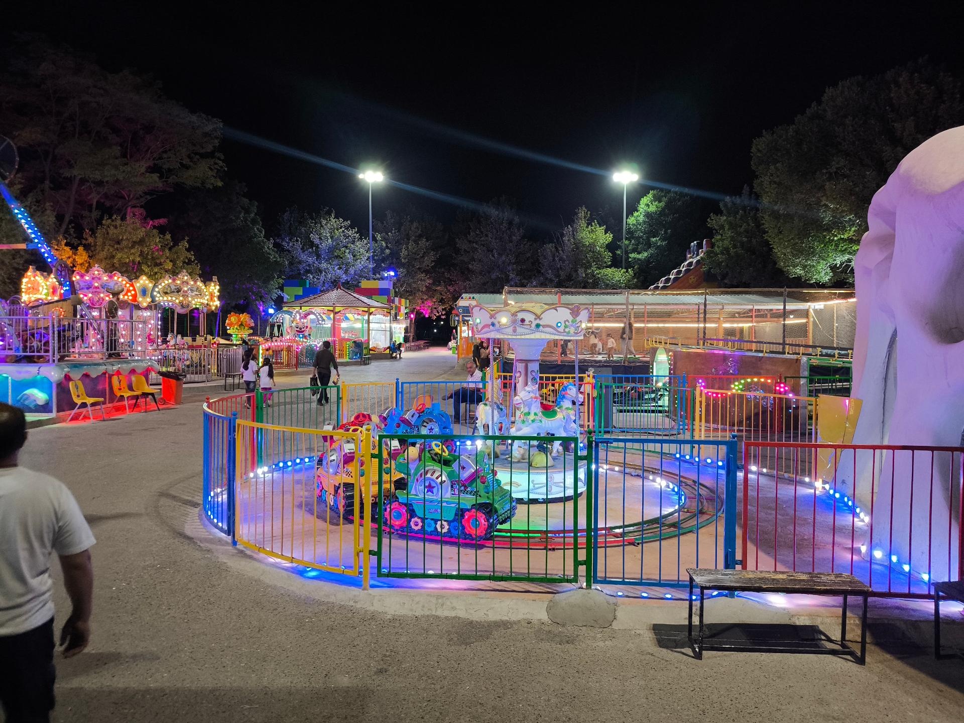 عکس لونا پارک