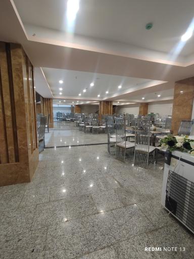 تالار پذیرایی شهر 