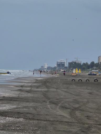 عکس ساحل خط ۸ چالوس