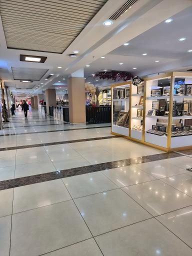 عکس مجتمع تجاری ستاره باران