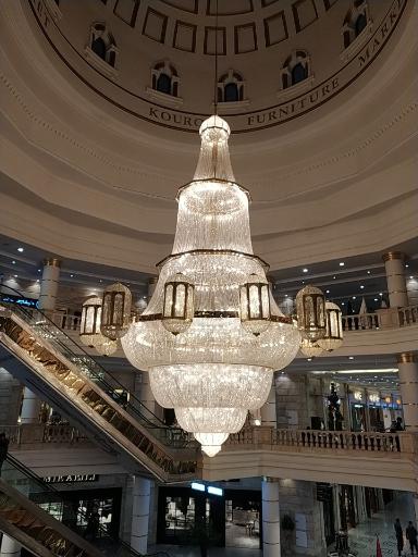 عکس بازار مبل کوروش