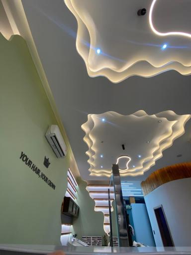 سالن زیبایی آمور