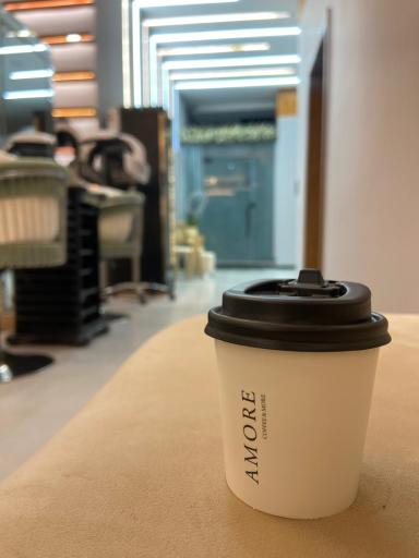 عکس سالن زیبایی آمور